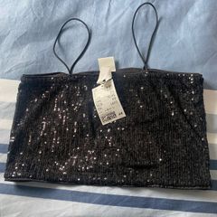 Size Small (uk8 sequins crop top