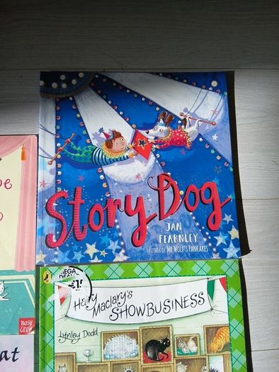 Children's books Cats and dogs