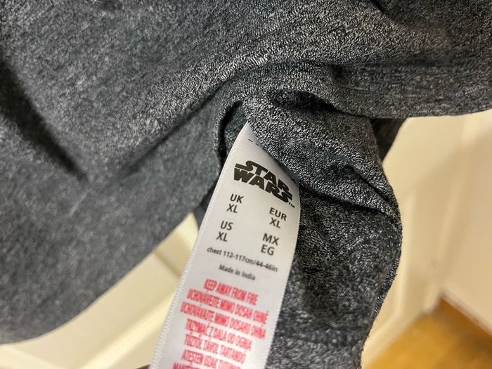 Star wars official T shirt