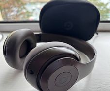 Beats Studio Pro Wireless Noise Cancelling Headphones