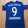 Bayern Munich shirt and shorts Image 2