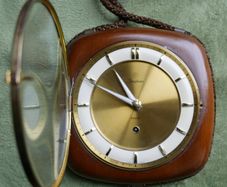 Vintage Junghans Exacta Wall Clock Mid Century Wood Frame Rope Trim Mcm (works Well)