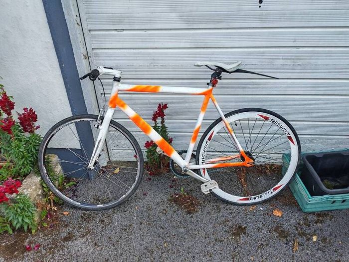 Fixie single speed bike