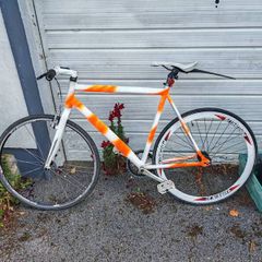 Fixie single speed bike