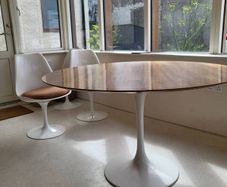 Saarinen Replica Tulip Dining Table