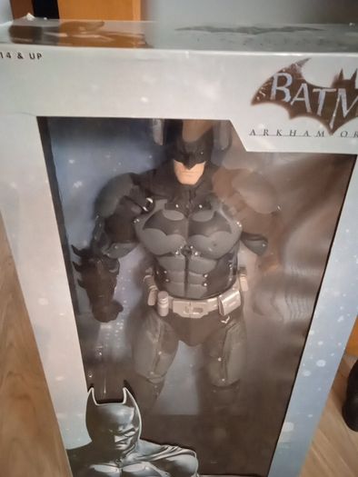 Neca Batman Arkham 1/4 scale figure