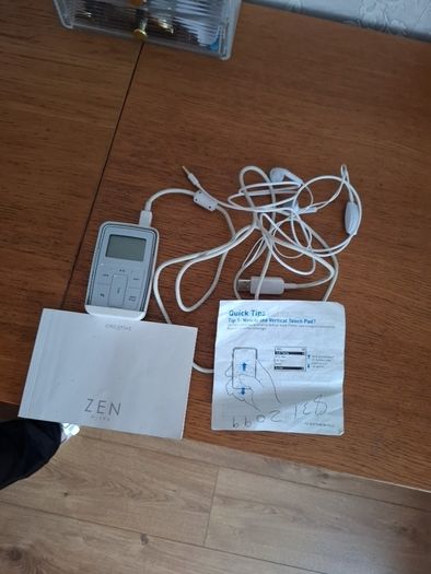 creative zen excellent condition still working perfectly