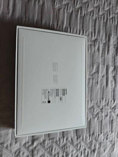 Macbook Pro M2 16" Box Only