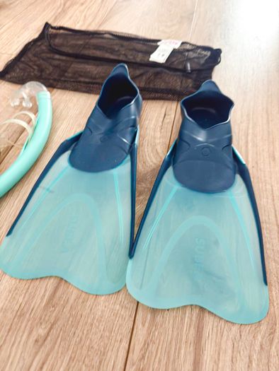 Decathlon SNK 500 Jnr Kids Mask, Snorkel and Fins Set Size 13C-1 Turquoise