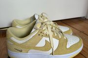 Nike Dunk Low Trainers EU 37.5