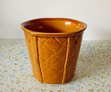 Vintage Churchill Brown Glaze Ceramic Planter.