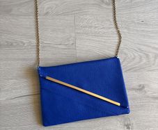 Sling handbag blue