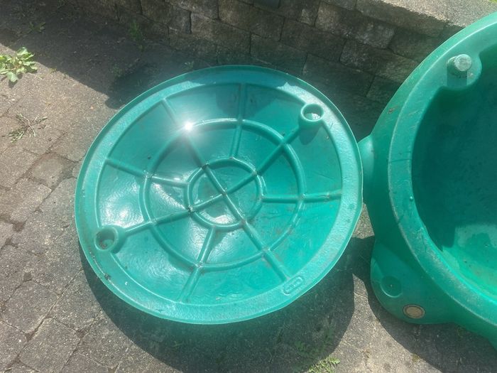 kids sand pit/ small pool