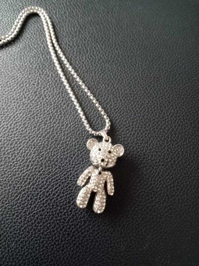Teddy Bear Pendant and chain NEW