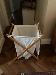 laundry holder storage