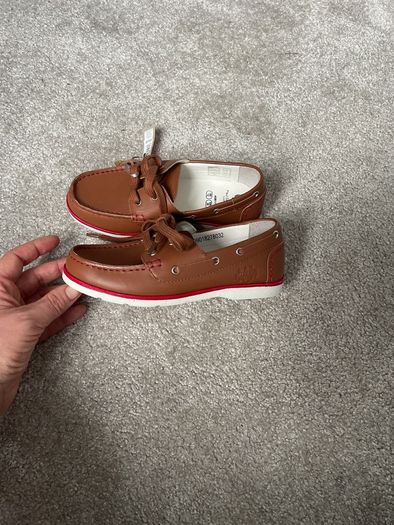 boys shoe