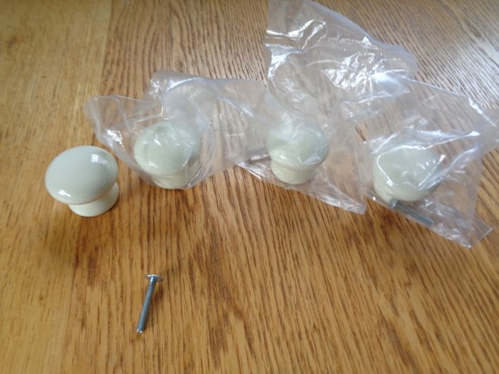 Cream Ceramic Knobs x 4 for Sale