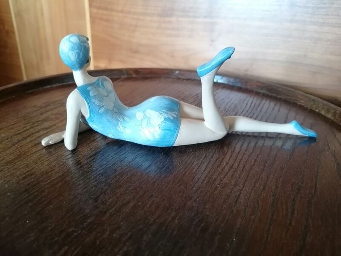 Figurine