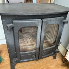 Cast iron stove