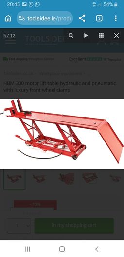 Motorbike hydraulic lift