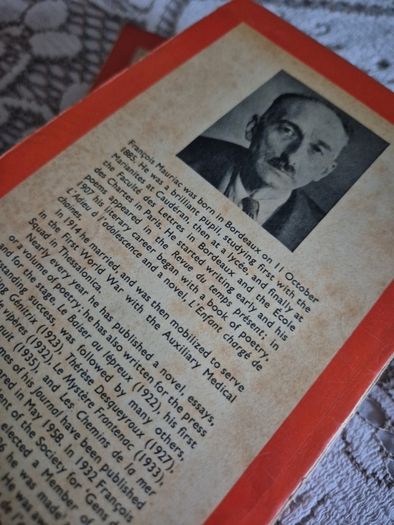 Vintage 14 penguin books