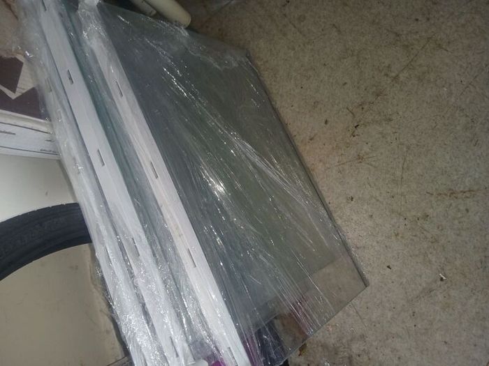 20 fridge shelves lot