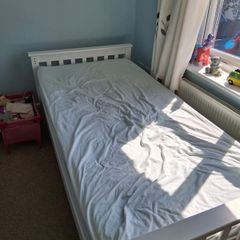 Single bed with mattress