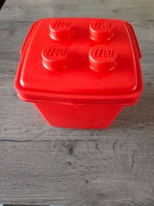 1980s vintage Lego red bucket
