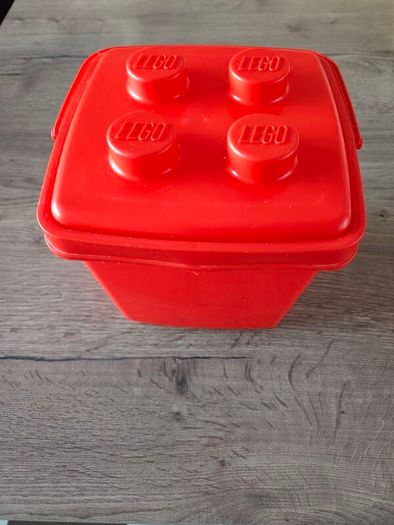 1980s vintage Lego red bucket