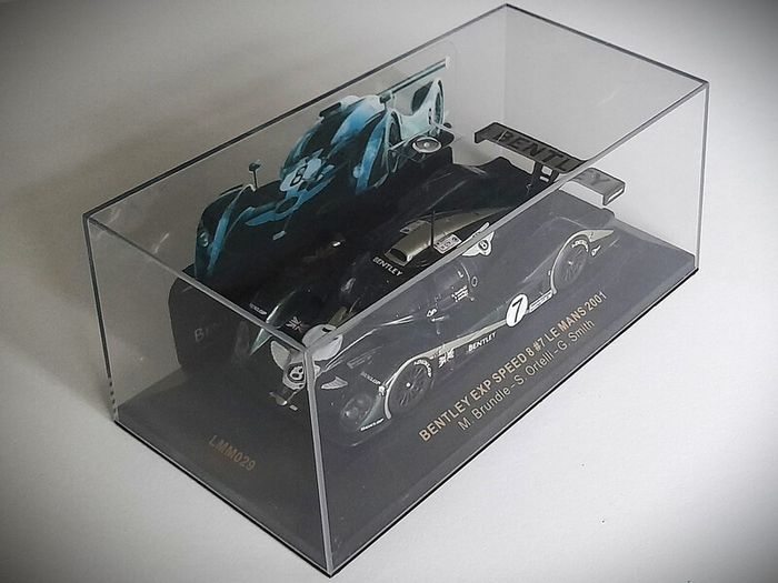 Diecast Model Le Mans Bentley EXP Speed 8 2001 - IXO Le Mans 1:43