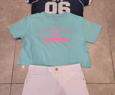 Girls White Denim Shorts & 3 Tshirts bundle. 9yrs