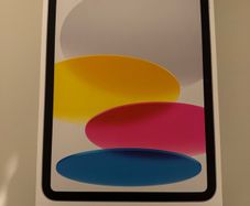 Apple IPad 128GB WiFi Silver (Unopened)