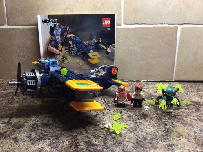 El Diego's stunt plane Lego set no 70429 - full and complete