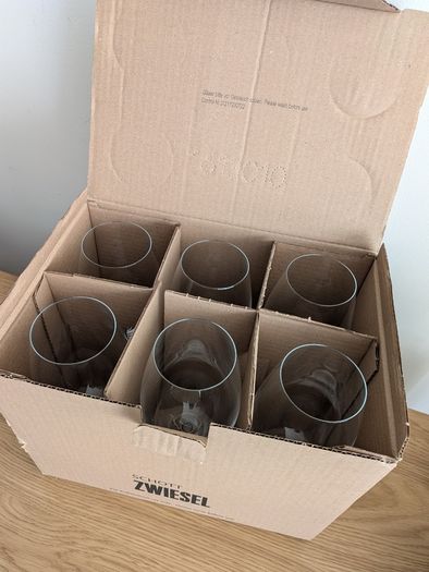 6 Large Bordeaux Wine Glasses
