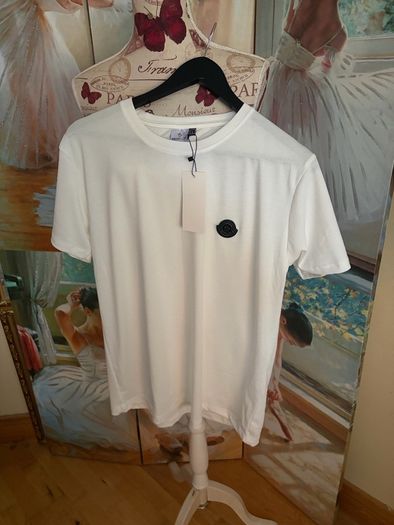 mens t shirt large
