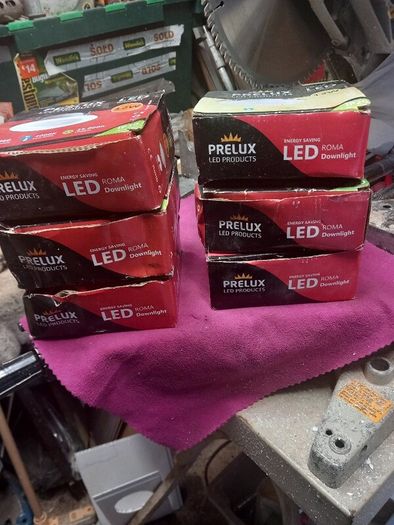 6 Down Lights Prelux Led energy saver ip20 Rated