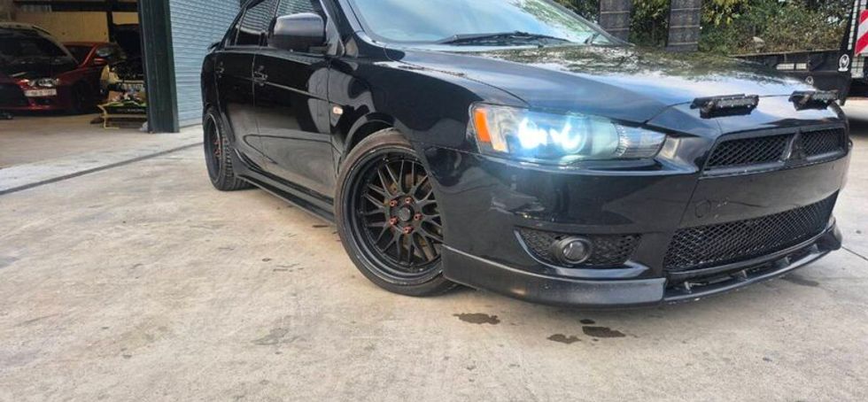 2008 lancer breaking