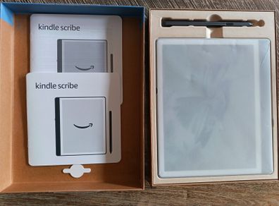 Amazon kindle scribe 16G 2024 1st generation with premium pen