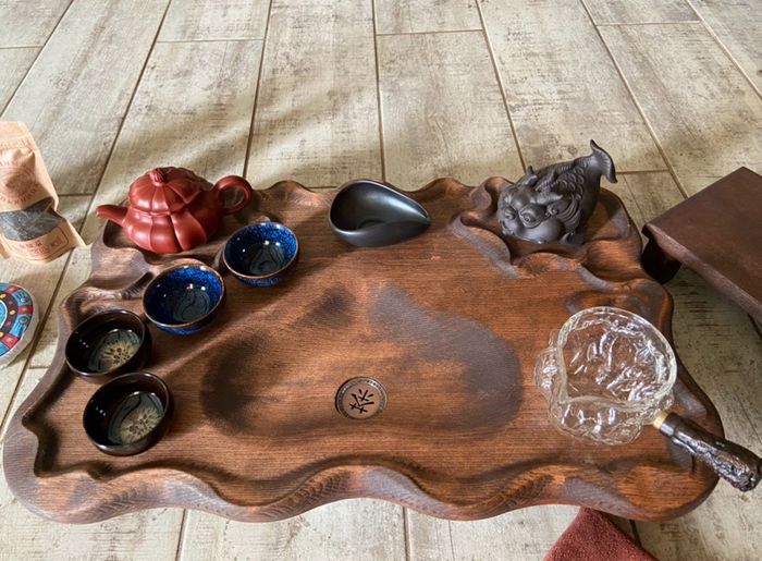 Elegant Wooden Tea Table for Chinese Tea Ceremony