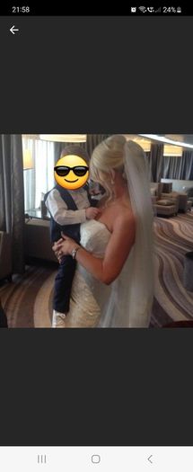 PRICE DROP - Ivory Lace Wedding Dress & Veil