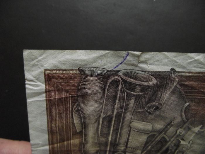 1982 Central Bank of Ireland 50 Pounds note. B Series