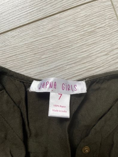 Girls clothing 7y