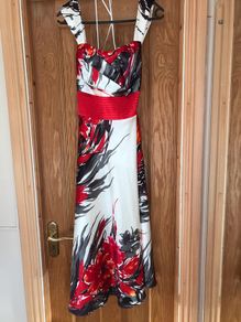 Beautiful Occasion Dress Size 12 and Wrap read description