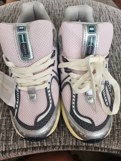 New Balance ladies trainers