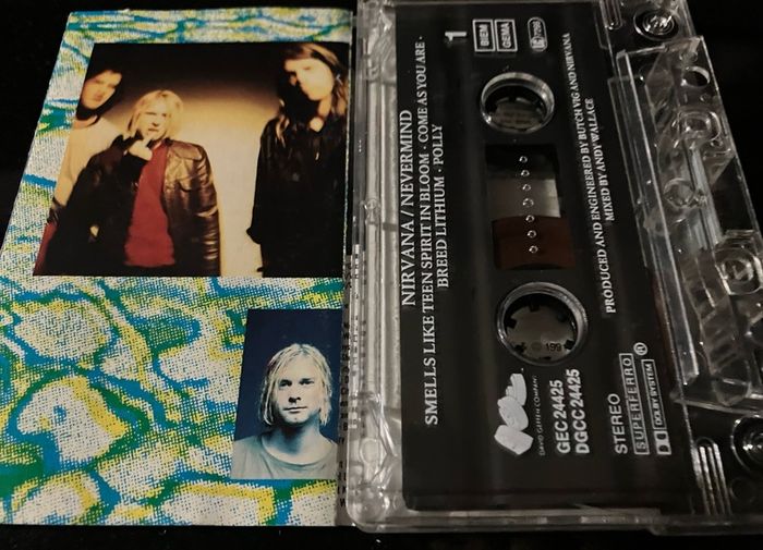NIRVANA  |  Nevermind