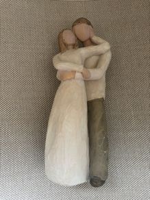 Willow Tree couple figurine