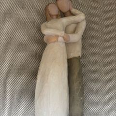 Willow Tree couple figurine