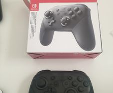 Nintendo Switch Pro Controller Boxed