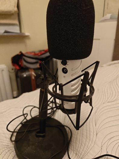 Rode podcaster usb mic & Audio-technica headphones