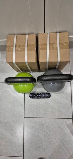 2xbrand new cast iron kettlebells